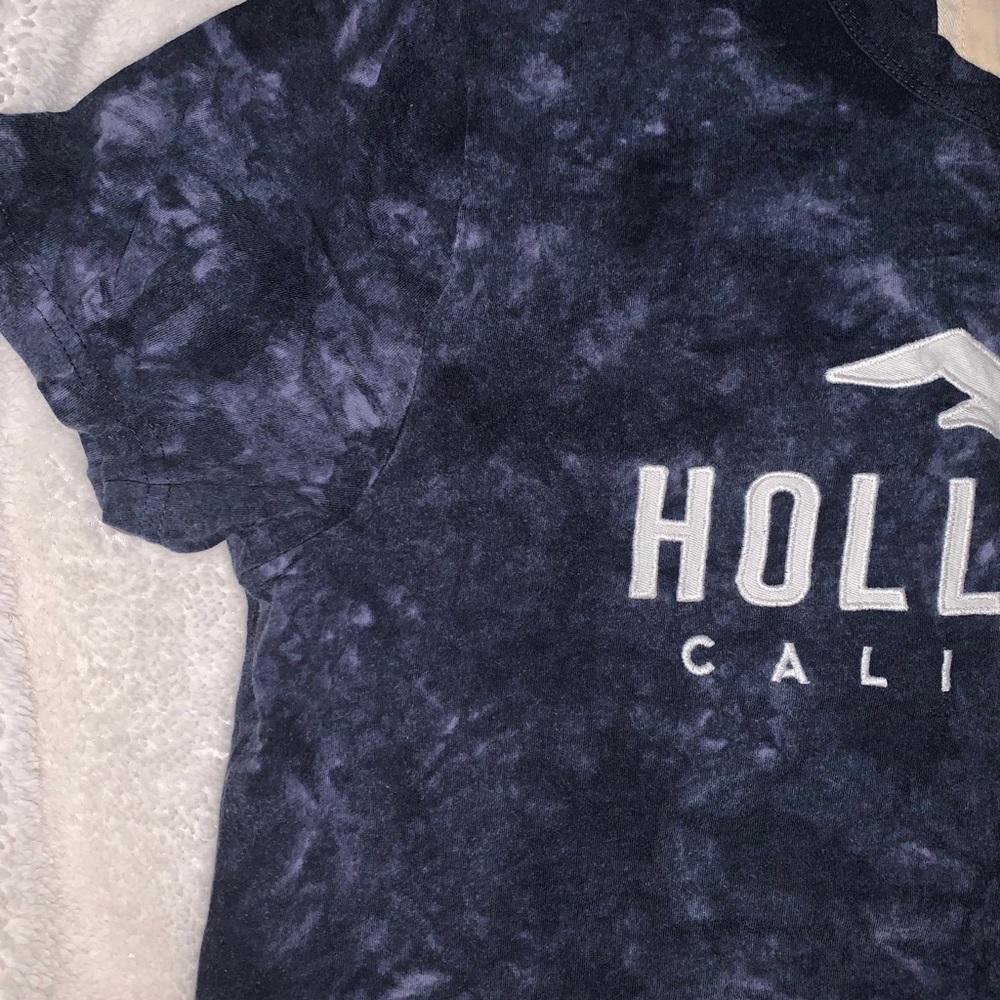 Hollister Blue Tie Dye Washed Shortsleeve T-Shirt - Picture 2 of 5